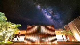 前來涵碧樓避暑，在滿天星空下，享受仲夏夜之夢。（圖／飯店旅宿業者提供）