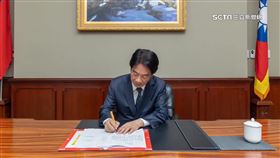 賴總統簽署國會擴權法　將聲請「釋憲、暫時處分」