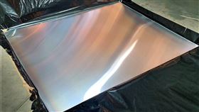 中平面印刷版材反傾銷案 經部初步認定國內產業損害經濟部19日公告反傾銷調查案的產業損害初步調查顯示，台灣平面印刷用版材產業受中國進口貨品低價影響，遭受實質損害。（經濟部提供）中央社記者劉千綾傳真  112年7月19日