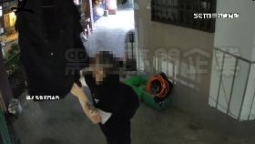 A噁男偷衣穿1800