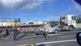 拖板車,轎車,事故,高雄,小港區