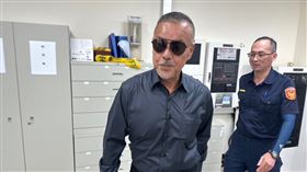 龍天翔酒後失態飆罵員警，今現身至派出所向警方道歉。（圖／翻攝畫面）