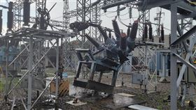 福安變電所今（26）日受雷擊影響，饋線全停。（圖／台電提供）