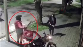 開山刀,歹徒,餐點,男子,外送員,烏拉圭