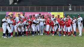 ▲頂新和德基金會贊助女棒「接棒未來」、「元夣」。（圖／頂新和德基金會提供）