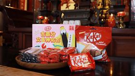 迎戰考季！風靡日本考試必勝技 KitKat首度聯名傳藝文昌帝君