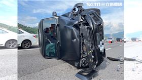 國道,國6,車禍,緩撞車,追撞,輔助駕駛,翻車（圖／翻攝畫面）