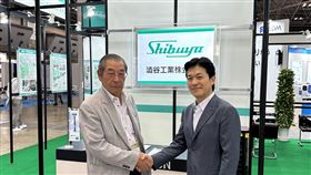 ▲仲恩與日本澁谷工業於2023年11月簽訂首份戰略合作備忘錄。（圖／仲恩生醫提供）