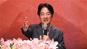 賴總統出席第67屆會計師節慶祝聯歡晚會（1）「第67屆會計師節慶祝聯歡晚會」28日晚間在台北舉行，總統賴清德（圖）受邀出席並致詞，希望會計師繼續發揮專業、與政府合作，讓國家繁榮穩定進步。中央社記者謝佳璋攝  113年6月28日