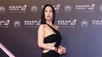 甜美才女身材原來超辣　全身開4洞炸美胸