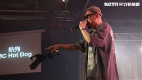 熱狗在金曲之夜演出。（圖／記者鄭孟晃攝影）