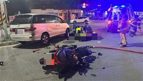 新北市汐止區今天凌晨發生一起死亡車禍。（圖／翻攝畫面）