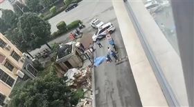 中國前日發生離譜兇案，夫妻倆因違停動粗而喪命。（圖／翻攝畫面）