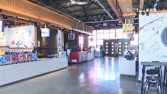 獨／直擊高雄最美魚市場　吹冷氣比逛街多