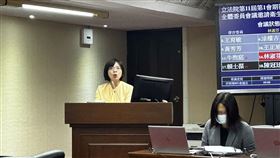 林淑芬爆料有醫院掛號費收6000元可優先排病床。（圖／記者簡浩正攝影）