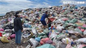 床墊,私房錢,垃圾,雲林,員警,垃圾山（圖／翻攝畫面）