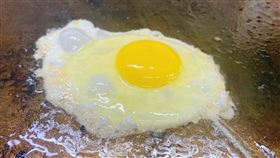 樹林大眾牛排加蛋降為10元（圖／翻攝自樹林大眾牛排粉專）