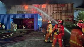 大園,倉儲,火警,失聯（圖／翻攝畫面）