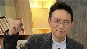 江坤俊愛家形象深植人心。（圖／翻攝臉書）