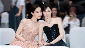 ▲劉亦菲，唐嫣。（圖／翻攝自微博）
