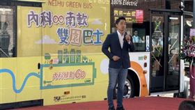 ▲蔣萬安出席「內科∞南軟」雙園巴士通車典禮前受訪（圖／記者許皓婷攝影）