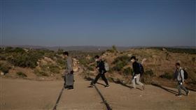 中國,偷渡客,遣返,美國,包機（圖／路透社）