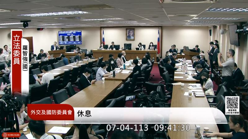 國防委員會鬧空城！羅智強：我自動質詢