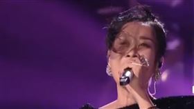 大陸天后那英眼周感染帶狀皰疹 怕疼的你打預防針了嗎？
