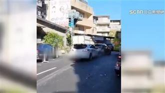 疑被超車火了？2駕駛街頭「碰碰車」對決