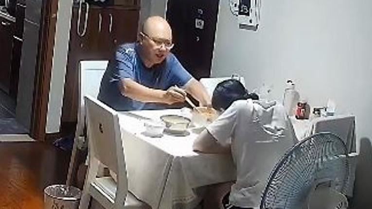 公公為自己做的最後一頓飯！女子一看淚崩