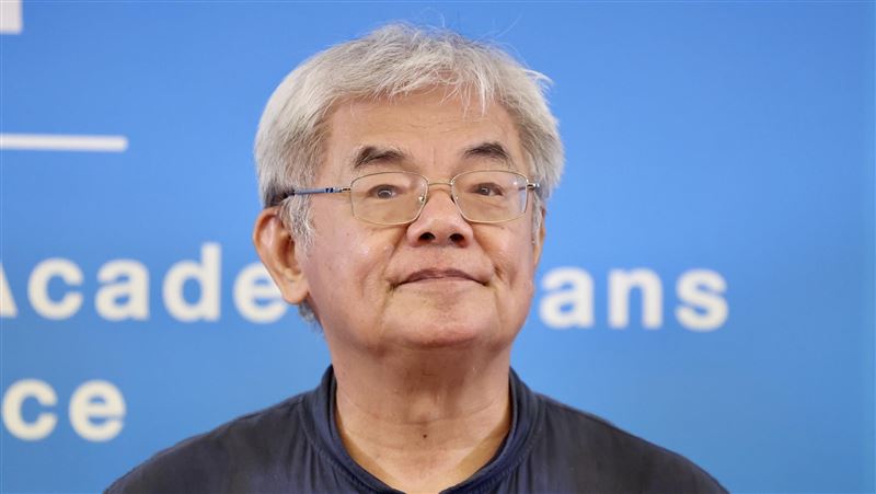 沒有手機電腦！新科院士楊儒賓抗現代文明