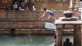 夏天，池塘，戲水(圖／PIXABAY)