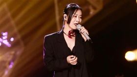 「那英髮型抄襲陶喆」登微博熱搜。（圖／翻攝自微博）