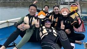 張蘭和兒子及孫子一起在日本度假。（圖／翻攝微博）