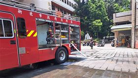 鶯歌建國國小火警。（圖／翻攝畫面）