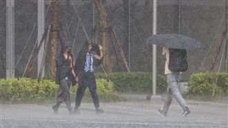 午後雷雨炸到何時？未來10天天氣一次看