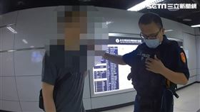 北車新借錢哥紀姓男子向年輕女子騙取1千元遭逮。（圖／翻攝畫面）