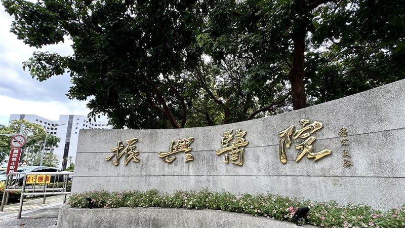 查美女醫師業績暴增3億　心臟名醫丟工作