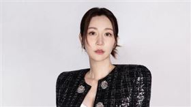 曾莞婷突然說自己車被撞，讓粉絲十分擔心。（圖／翻攝自IG）