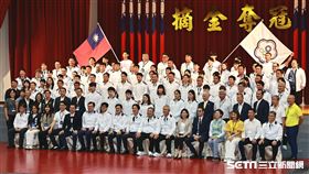 ▲2024巴黎奧運代表團授旗典禮，總統賴清德和全體代表團合影。（圖／記者劉彥池攝影）