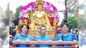 江坤俊自稱是松山慈惠堂母娘的虔誠信徒，還常在粉絲團貼出參拜祈福照片。（圖／擷取自江坤俊臉書）