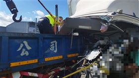 大貨車,台61,追撞,駕駛（圖／翻攝畫面）