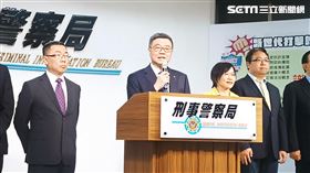 行政院長卓榮泰今（10）日出席「重大電信網路詐欺暨掃黑案件查緝成果記者會」。（圖／記者盧素梅攝影)