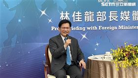 ▲外交部長林佳龍與媒體茶敘（圖／記者高逸帆攝影）