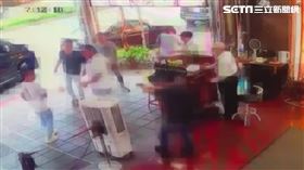 北市彭男對威震董事長吳銘達一行人連開4槍。（圖／翻攝畫面）