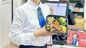 台鐵公司推出2024仲夏寶島號餐盒「剝皮辣椒風味雞便當」。（圖／台鐵公司提供）