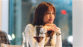 陳庭妮劇中被愛情沖昏頭。（圖／逆光電影提供）