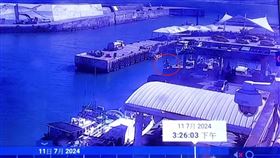 台東富岡漁港今天（11日）下午3時許發生一起落海意外，一名男子（約70歲）騎乘電動四輪車原本在安檢所前的漁船加油區休息，男子要離開之際，疑似因操控電動車不慎，連人帶車衝進深約3公尺的漁港中，海巡人員獲報下水救援，落海男子被救上岸時已無呼吸心跳，救護車已將他送往市區醫院急救，詳細意外原因仍待調查釐清。