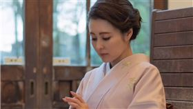 麻衣幫媽媽慶生。（圖／翻攝自IG／麻衣）