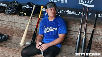 首次和隊友見面好害羞　張育成發現不一樣